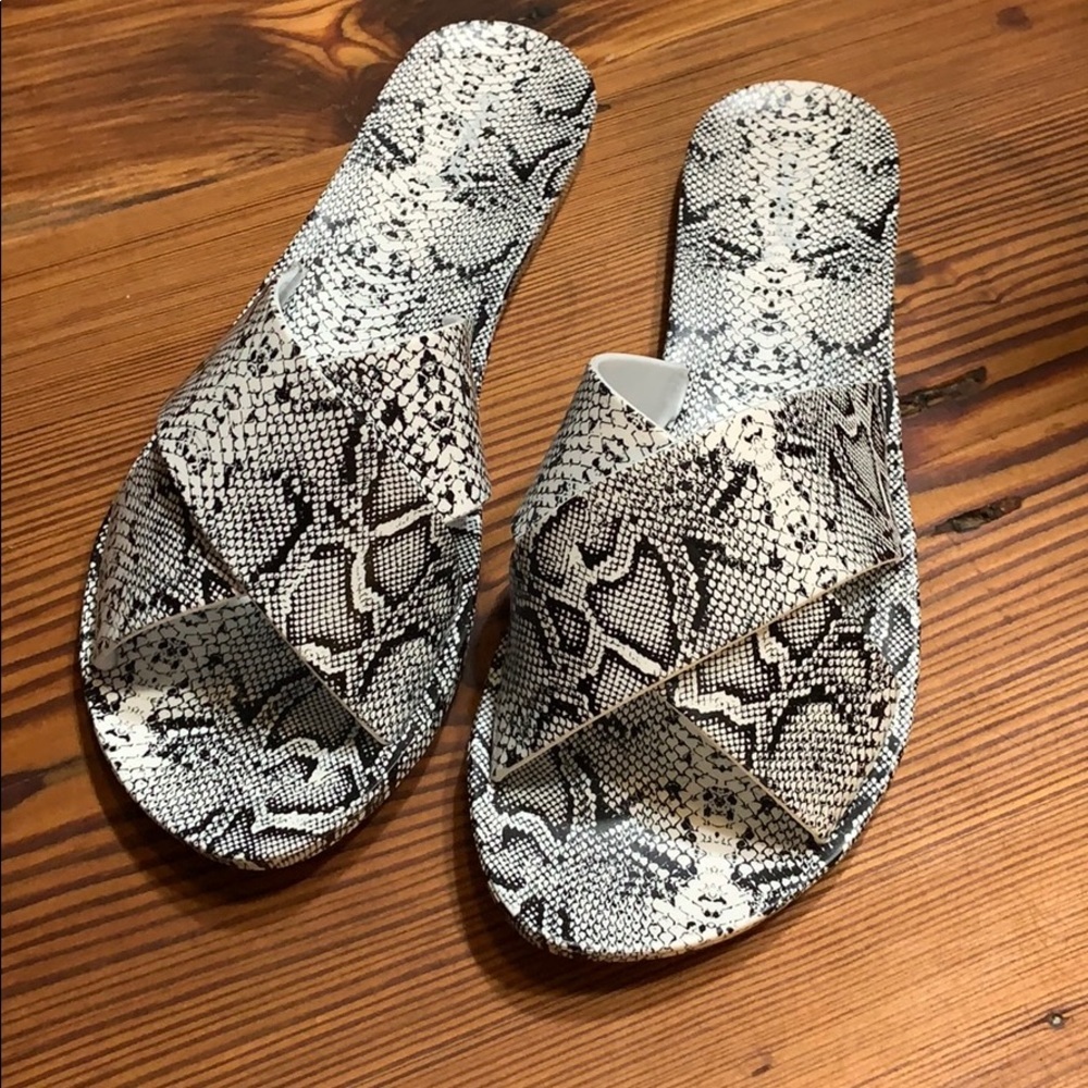 17. Qupid White/ Black Snake Slides / Sandals